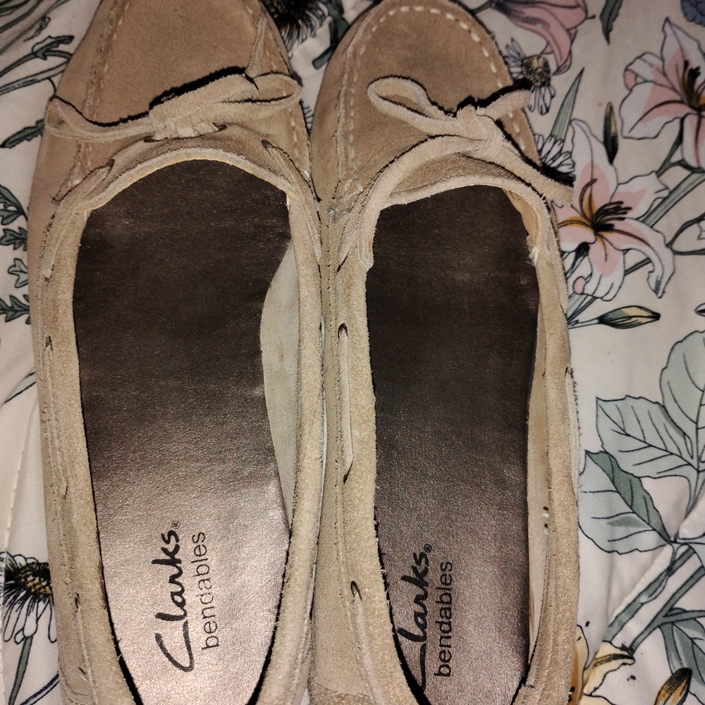 Clarks Women's Beige Loafers